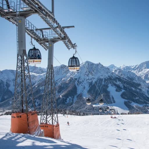 Albergo Genziana – vista esterna dell'hotel